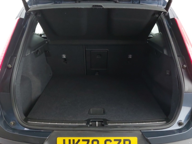 Used Volvo XC40 2020 for sale - 76614476: Photo 8