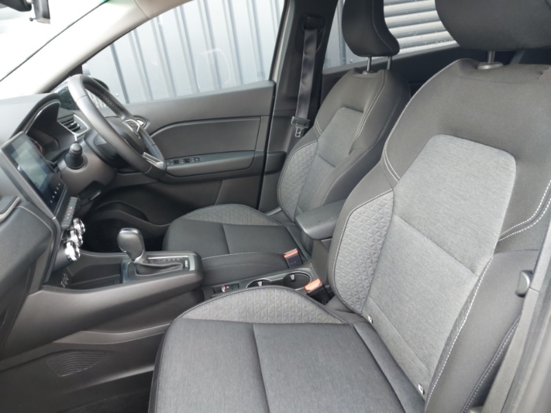 Used Renault Captur 2023 for sale - 77645402: Photo 5