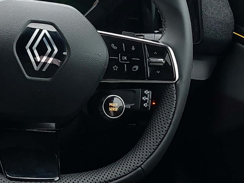 Used Renault Scenic E-Tech 2024 for sale - 76379291: Photo 12