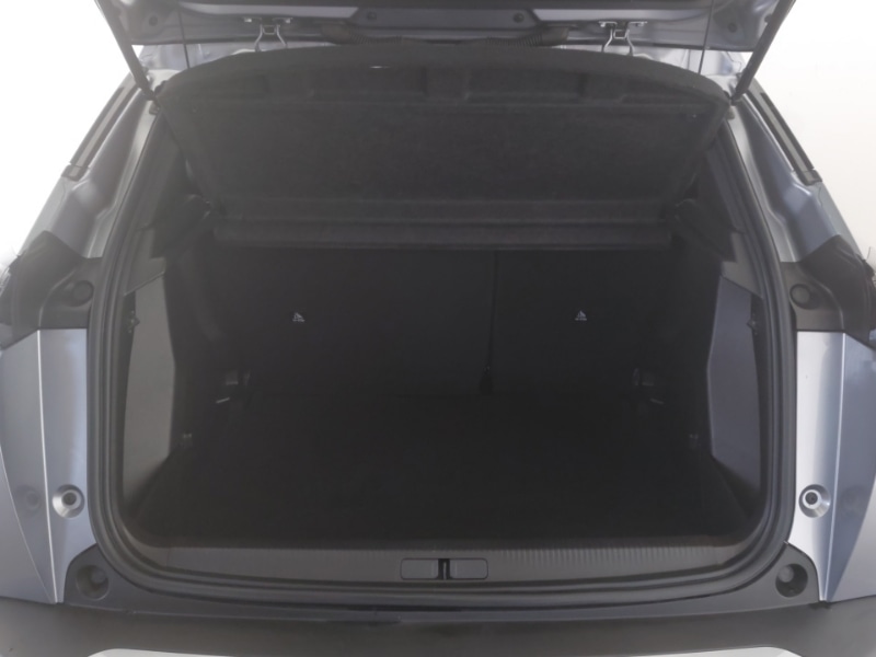 Used Peugeot 2008 2023 for sale - 77043889: Photo 8