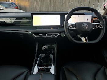 Used MG MG HS 2024 for sale - 76630976: Photo