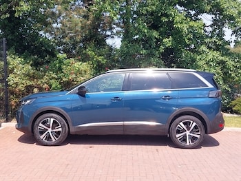Used Peugeot 5008 2023 for sale - 78635382: Photo