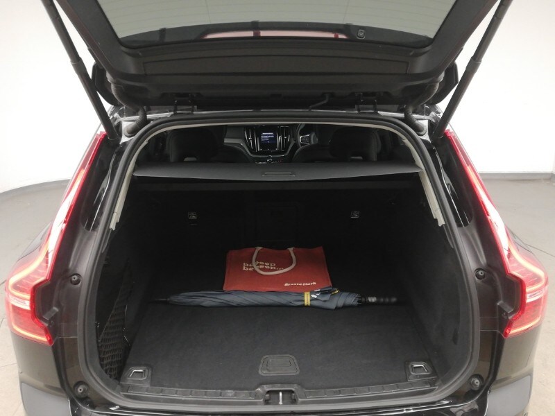 Used Volvo XC60 2024 for sale - 77214569: Photo 8