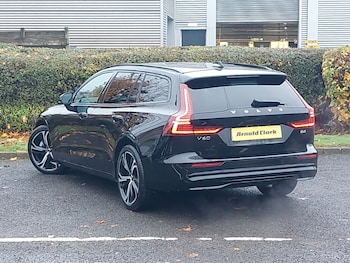 Used Volvo V60 2025 for sale - 77492153: Photo