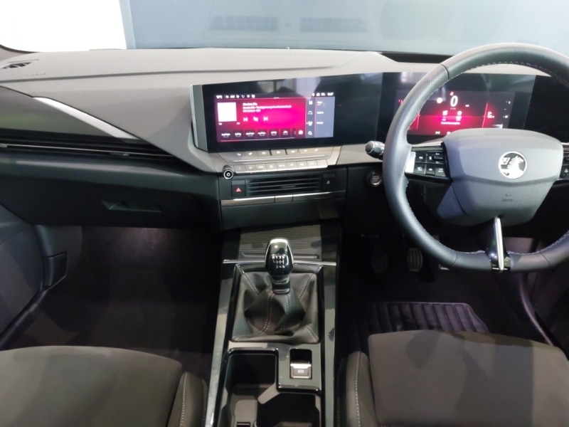 Used Vauxhall Astra 2025 for sale - 76435401: Photo 2