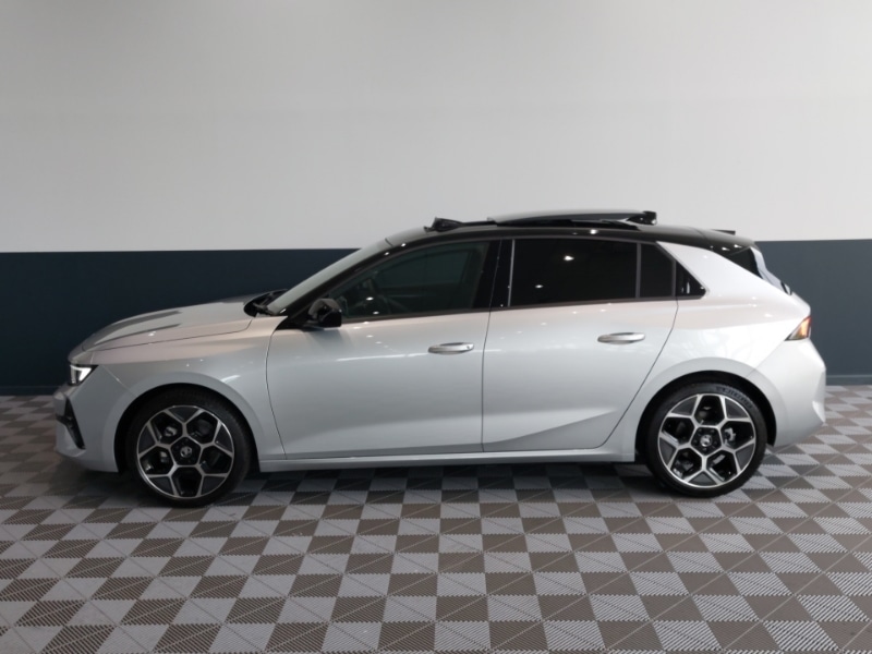 Used Vauxhall Astra 2025 for sale - 76435401: Photo 4