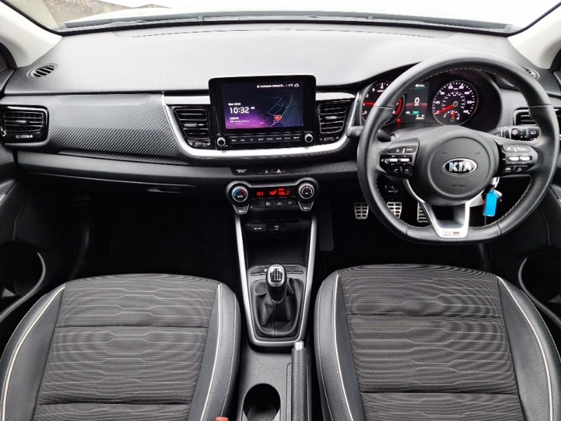 Used Kia Stonic 2021 for sale - 77439070: Photo 2