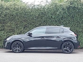 Used Peugeot 208 2024 for sale - 76578779: Photo