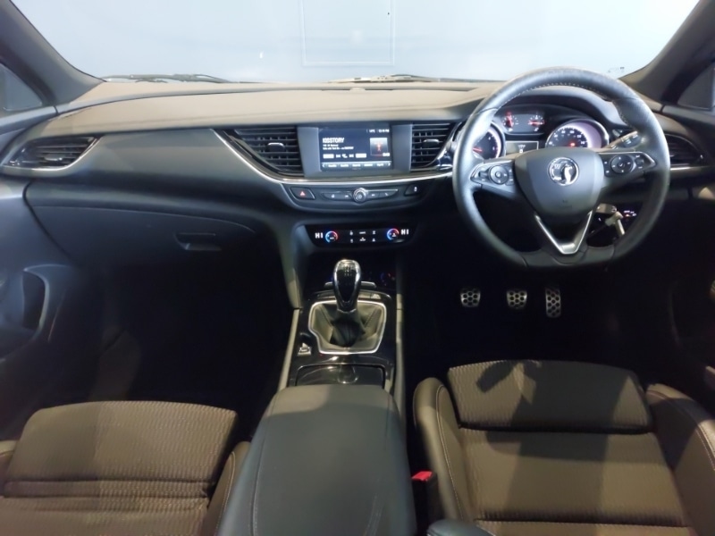 Used Vauxhall Insignia 2019 for sale - 76506439: Photo 2