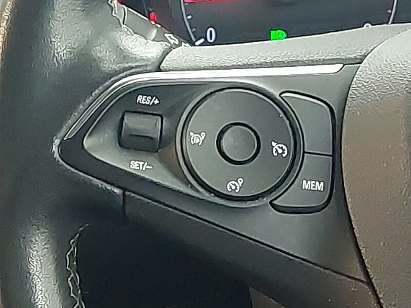 Used Vauxhall Crossland 2022 for sale - 77209641: Photo 10