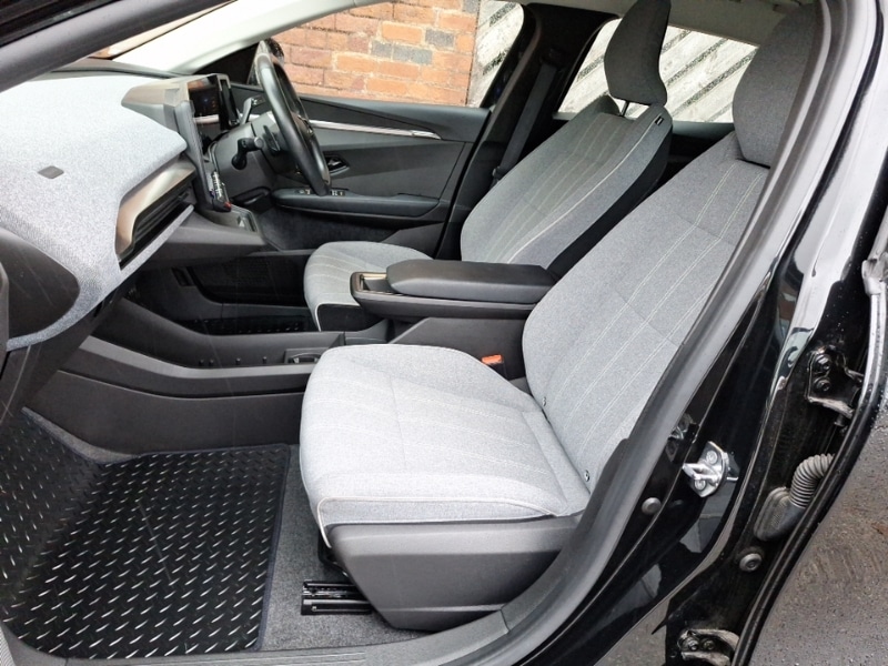 Used Renault Megane E Tech 2023 for sale - 76335414: Photo 5