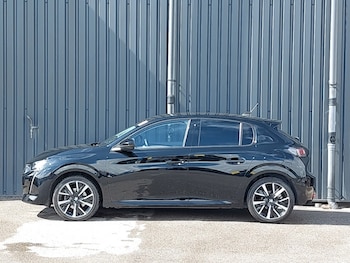 Used Peugeot 208 2020 for sale - 76600529: Photo