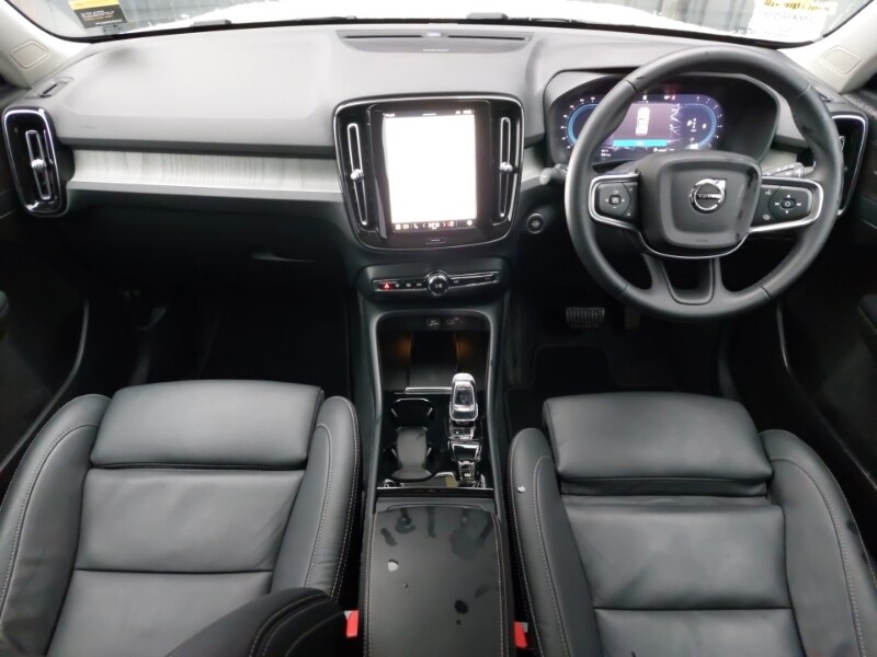 Used Volvo XC40 2024 for sale - 77986168: Photo 2