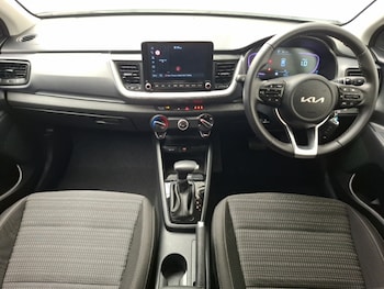 Used Kia Stonic 2024 for sale - 75795779: Photo