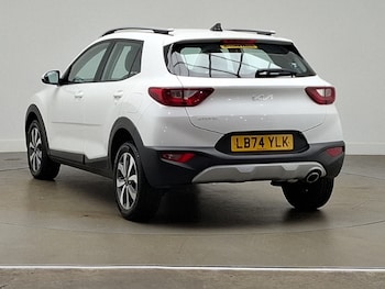 Used Kia Stonic 2024 for sale - 75795779: Photo