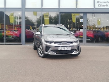 Used Kia Stonic 2023 for sale - 75656628: Photo