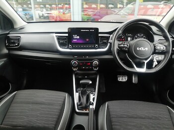 Used Kia Stonic 2023 for sale - 75656628: Photo