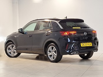 Used Volkswagen T-Roc 2025 for sale - 77316321: Photo