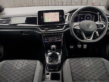 Used Volkswagen T-Roc 2022 for sale - 77503940: Photo