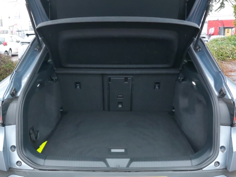 Used Volkswagen ID.4 2023 for sale - 78080125: Photo 8