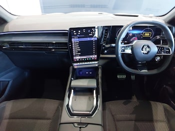 Used Renault Austral 2023 for sale - 77434501: Photo