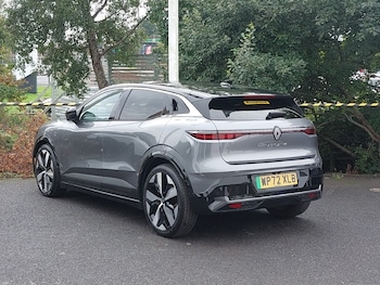 Used Renault Megane E Tech 2022 for sale - 76737556: Photo