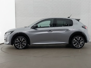 Used Peugeot 208 2020 for sale - 76237683: Photo 4