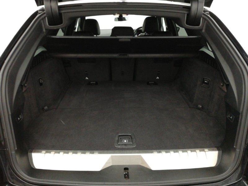 Used BMW 5 Series 2023 for sale - 77956350: Photo 8