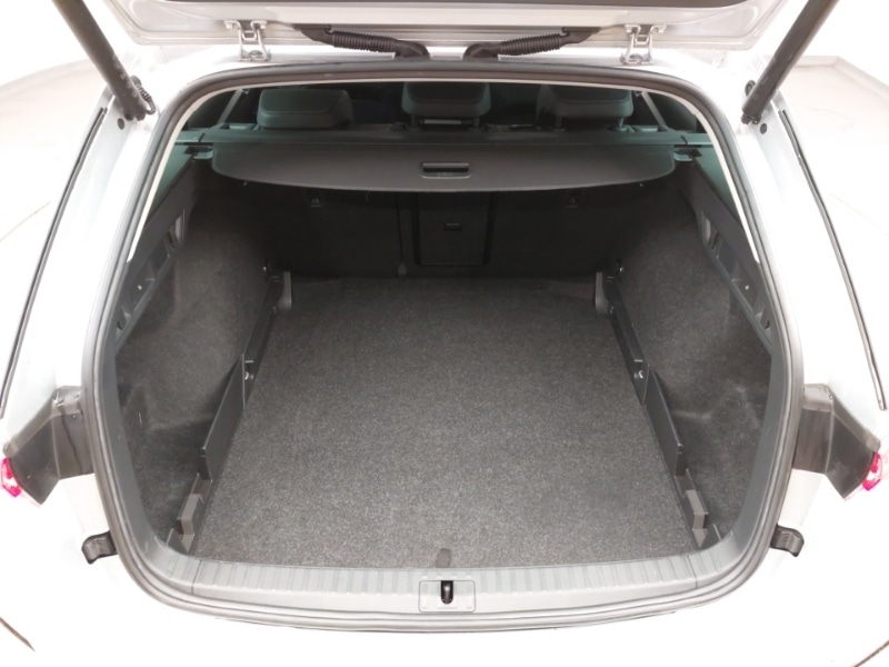 Used Skoda Octavia 2024 for sale - 77752008: Photo 8