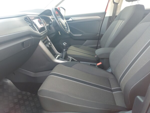 Used Volkswagen T-Roc 2020 for sale - 76212619: Photo 5