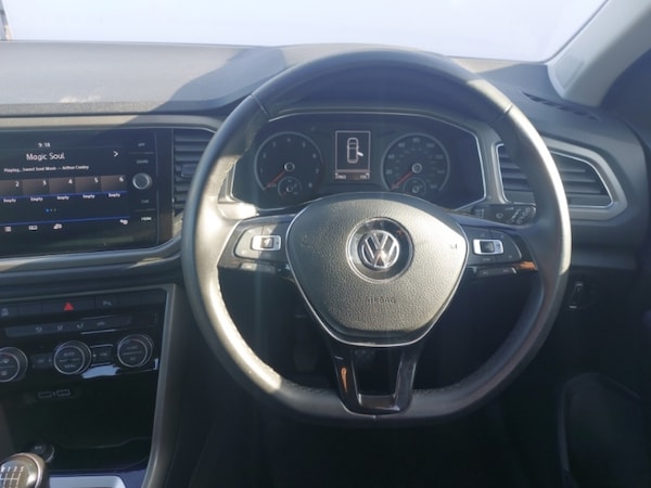 Used Volkswagen T-Roc 2020 for sale - 76212619: Photo 7