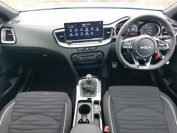 Used Kia Ceed 2025 for sale - 75518313: Photo