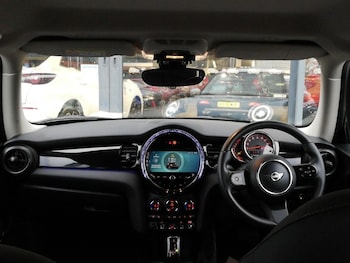 Used MINI Hatch 2023 for sale - 77851972: Photo