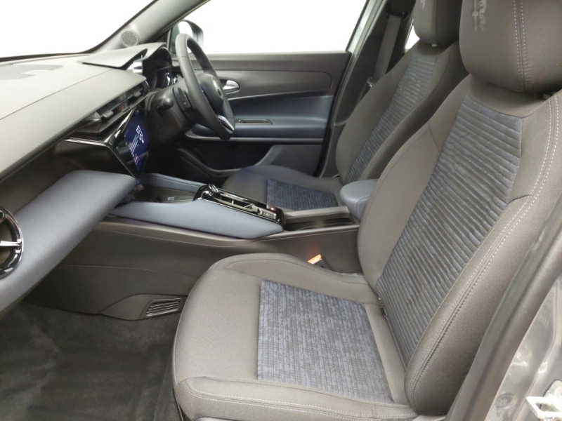 Used Alfa Romeo Junior 2025 for sale - 78127217: Photo 5