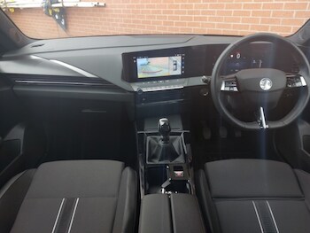 Used Vauxhall Astra 2024 for sale - 78152231: Photo