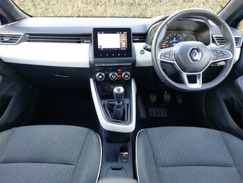 Used Renault Clio 2023 for sale - 78494311: Photo
