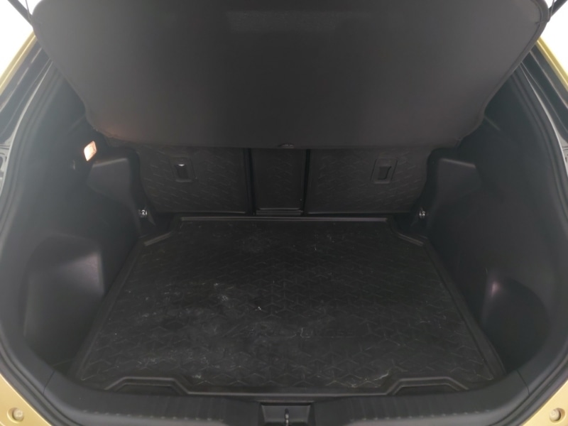 Used Toyota Yaris Cross 2022 for sale - 77353266: Photo 8