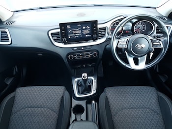Used Kia Ceed 2021 for sale - 75917323: Photo