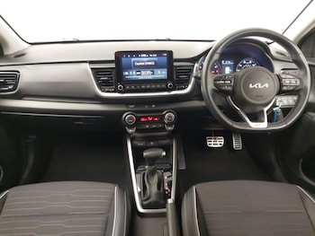 Used Kia Stonic 2023 for sale - 77732228: Photo