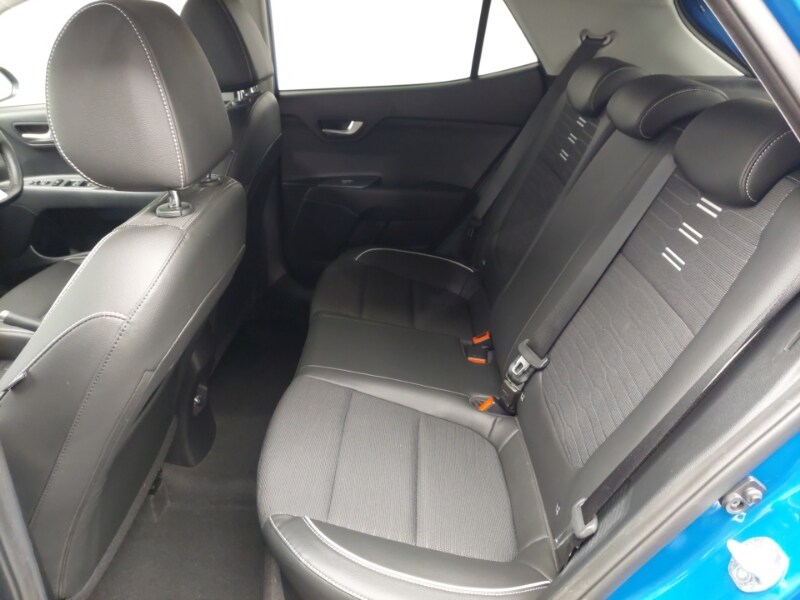 Used Kia Stonic 2023 for sale - 77732228: Photo 6