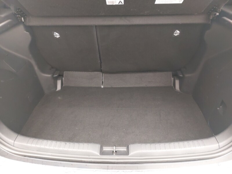 Used Toyota Yaris 2022 for sale - 77298732: Photo 8