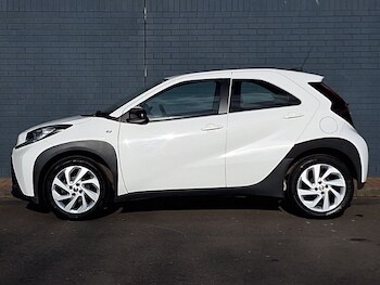 Used Toyota Aygo X 2023 for sale - 77740633: Photo