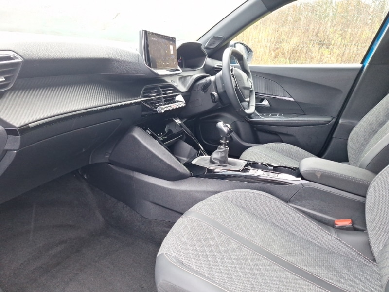 Used Peugeot 2008 2024 for sale - 76827376: Photo 5