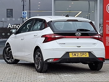 Used Hyundai i20 2021 for sale - 77606697: Photo
