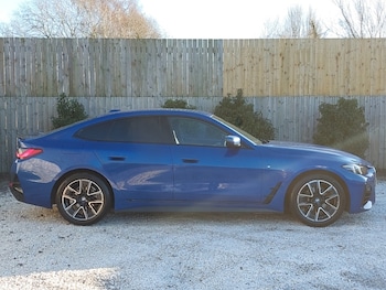 Used BMW 4 Series 2025 for sale - 77105151: Photo