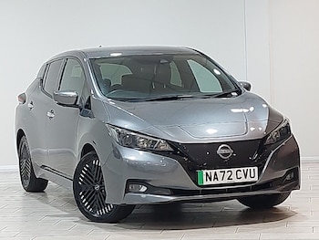Nissan - Leaf
