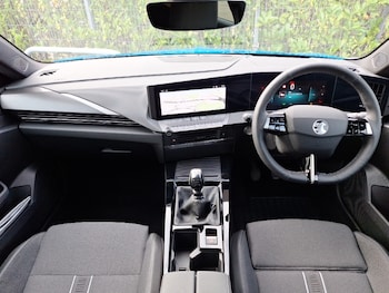 Used Vauxhall Astra 2025 for sale - 77540488: Photo