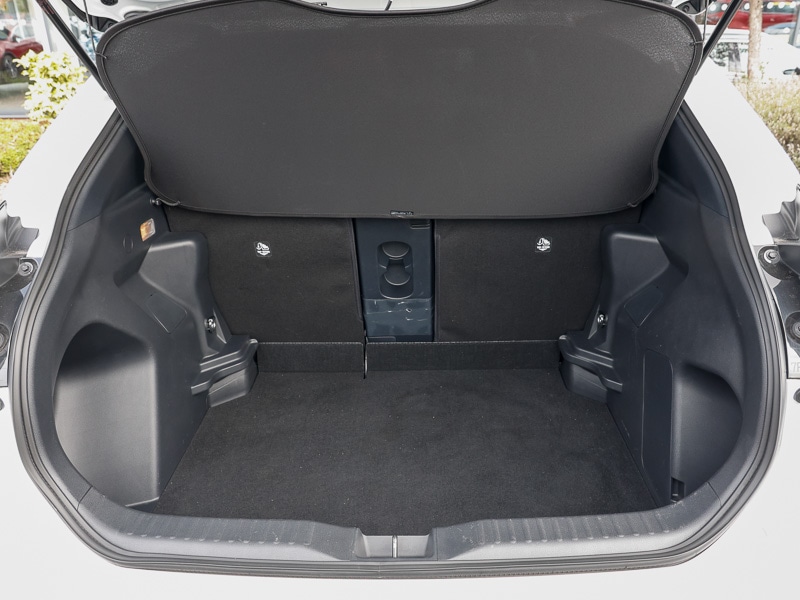 Used Toyota Yaris Cross 2022 for sale - 76688068: Photo 8