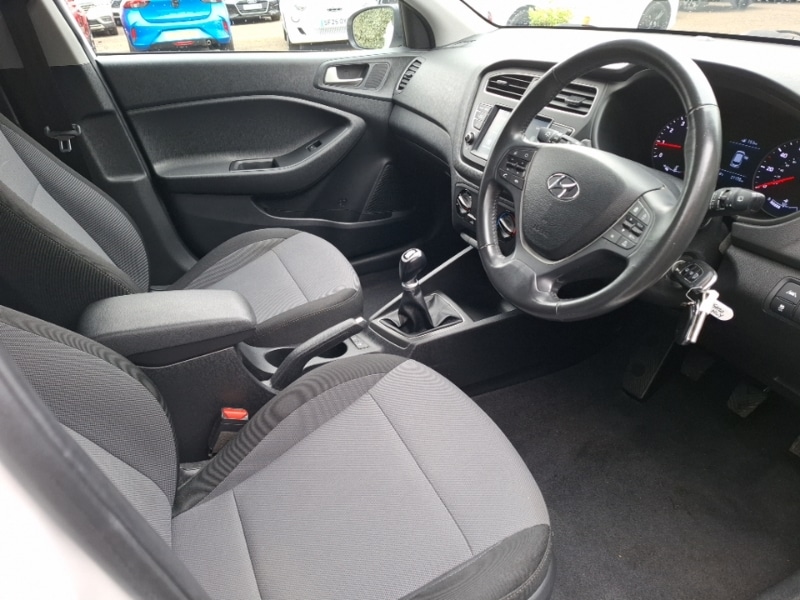 Used Hyundai i20 2020 for sale - 78114354: Photo 5
