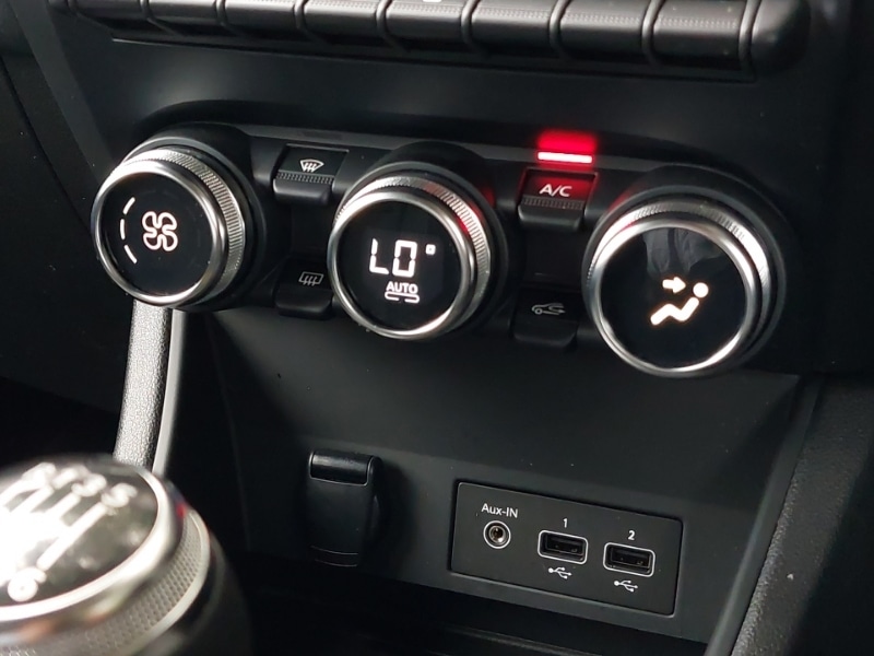 Used Renault Captur 2022 for sale - 76519157: Photo 11